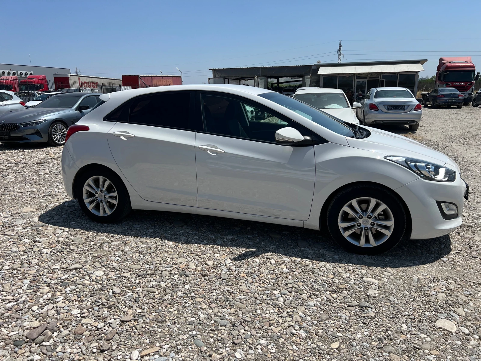 Hyundai I30 1.6 CRDI - изображение 4