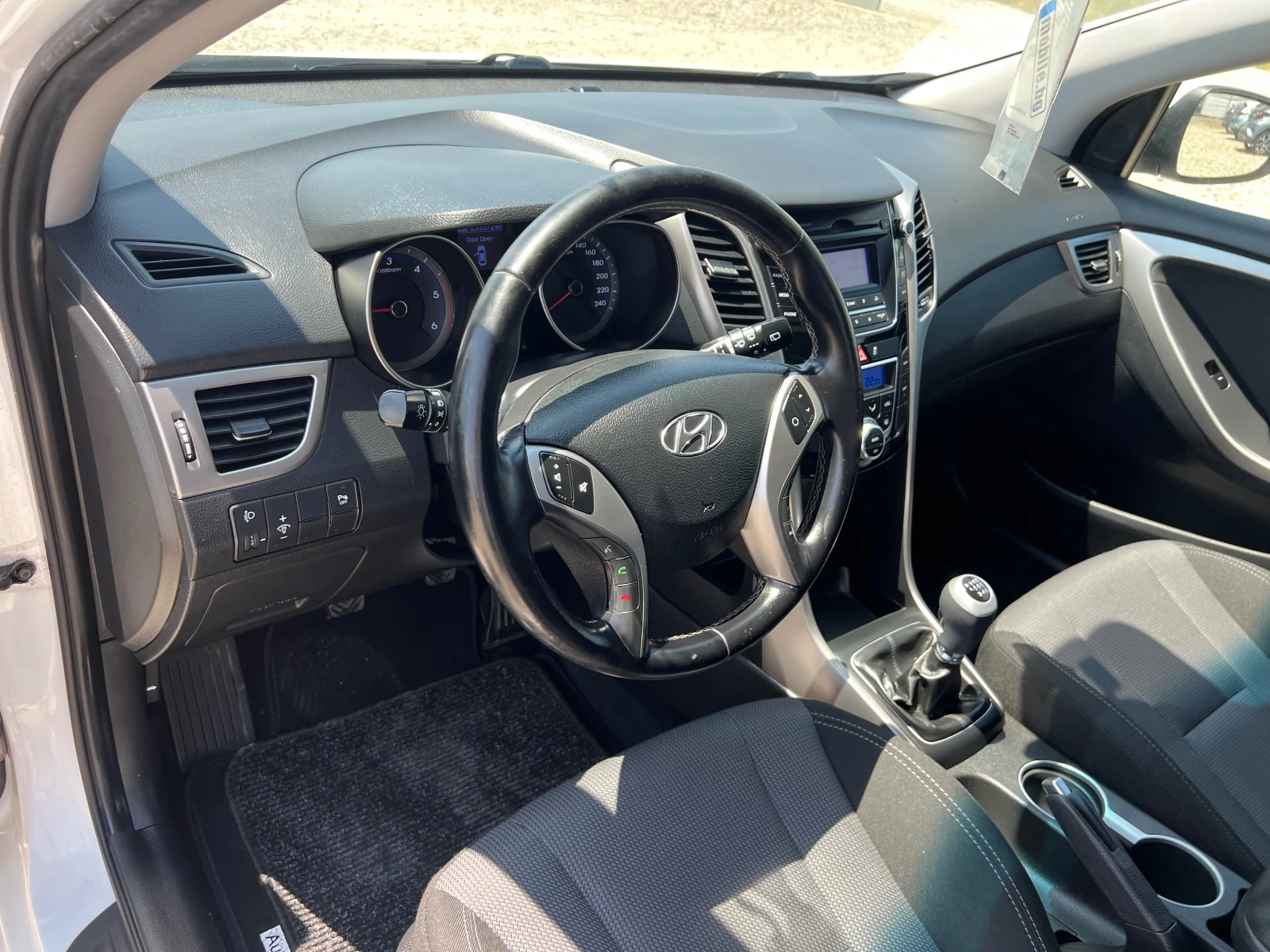 Hyundai I30 1.6 CRDI - изображение 10
