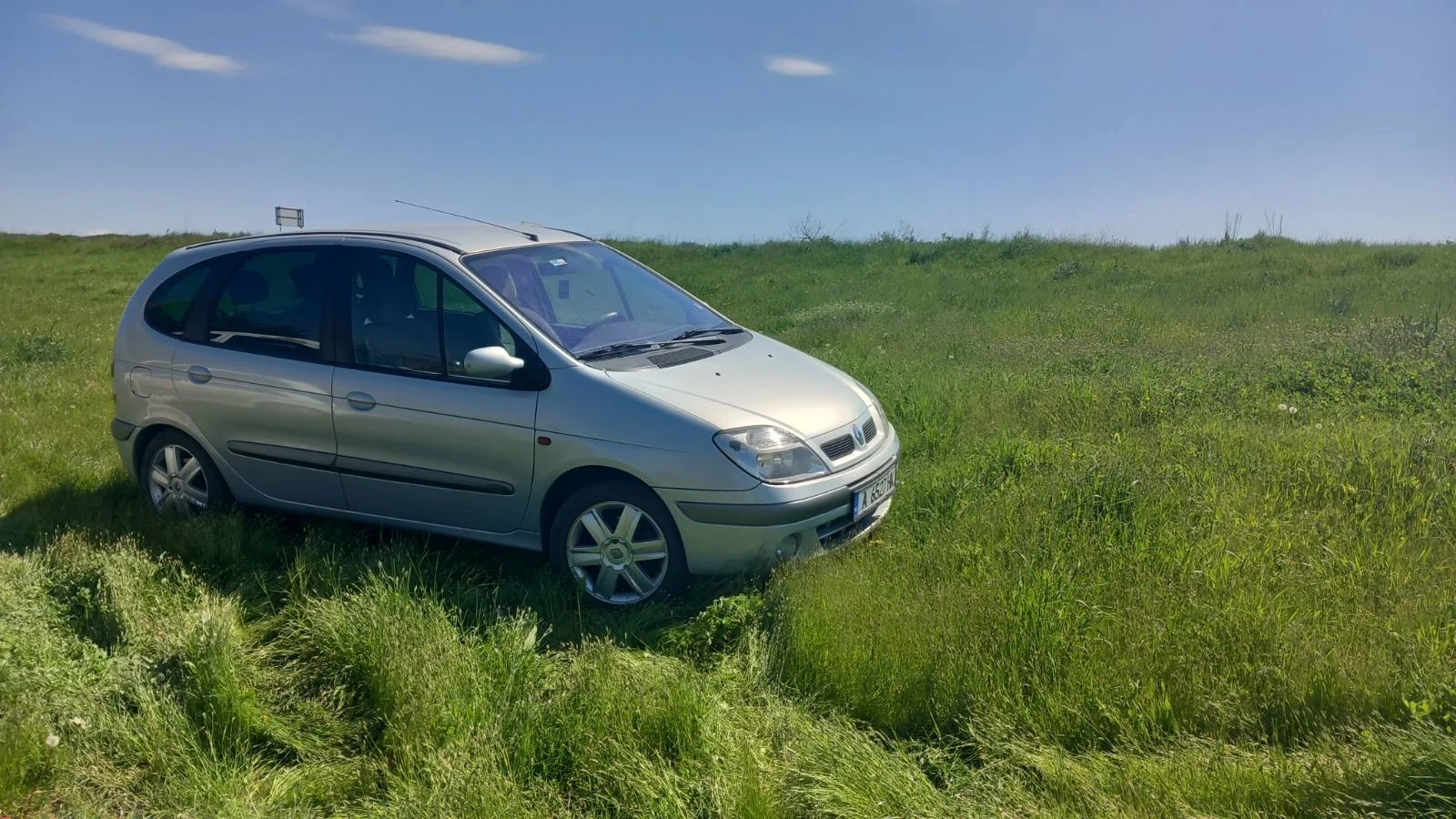 Renault Scenic 1.9 dCi - изображение 8