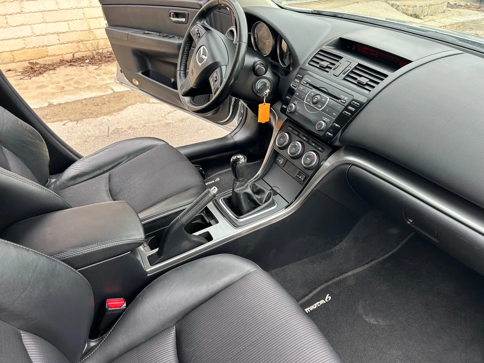 Mazda 6 Mazda-6-Avtomat-2.0Benzin-155kc-Top | Mobile.bg — изображение 12