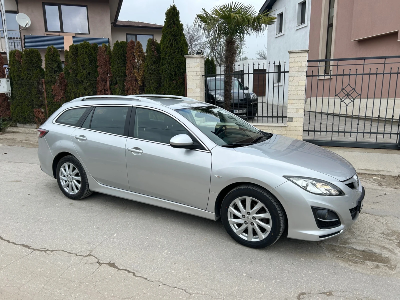 Mazda 6 Mazda-6-Avtomat-2.0Benzin-155kc-Top - изображение 4