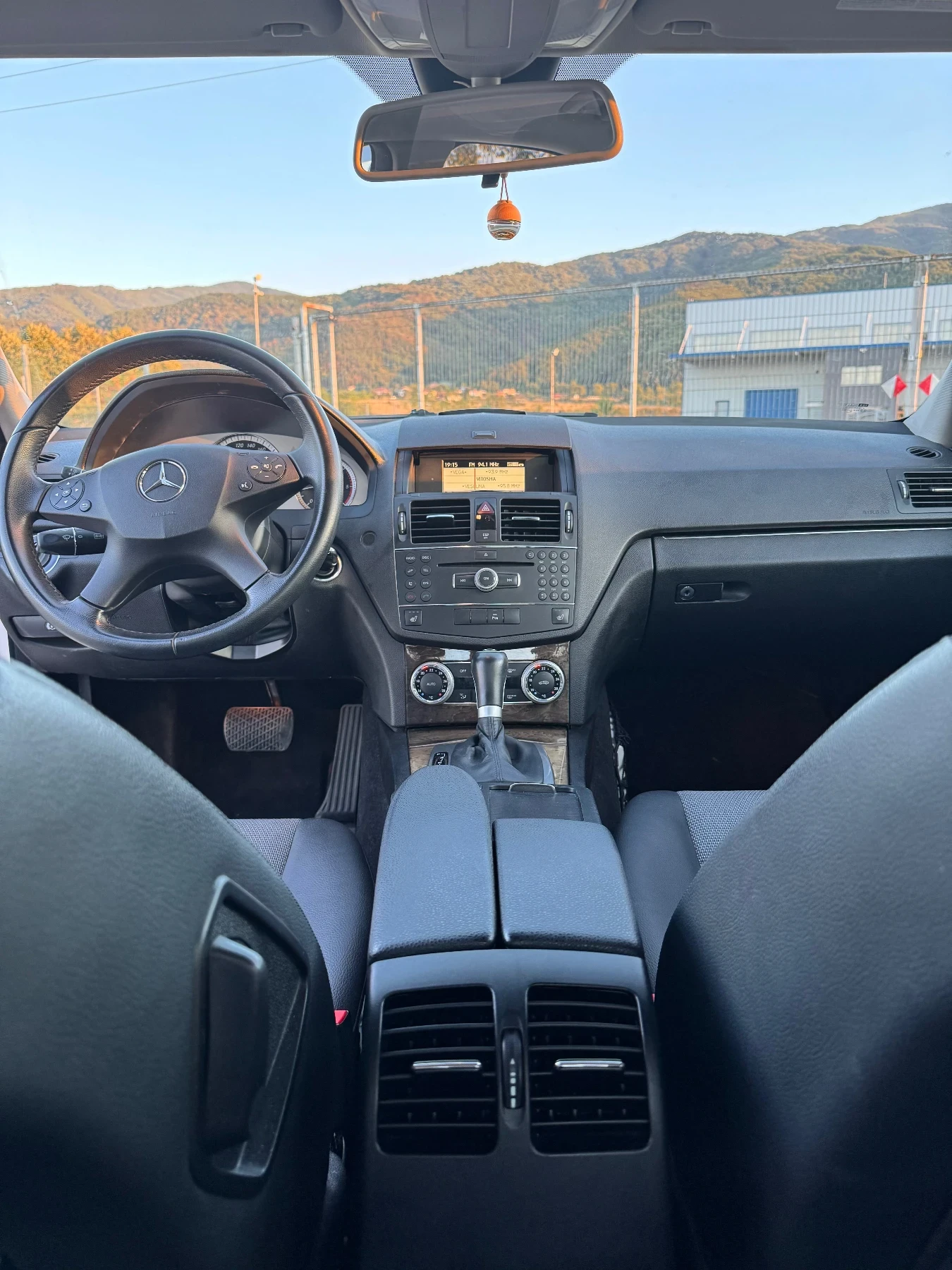 Mercedes-Benz C 220  - изображение 8