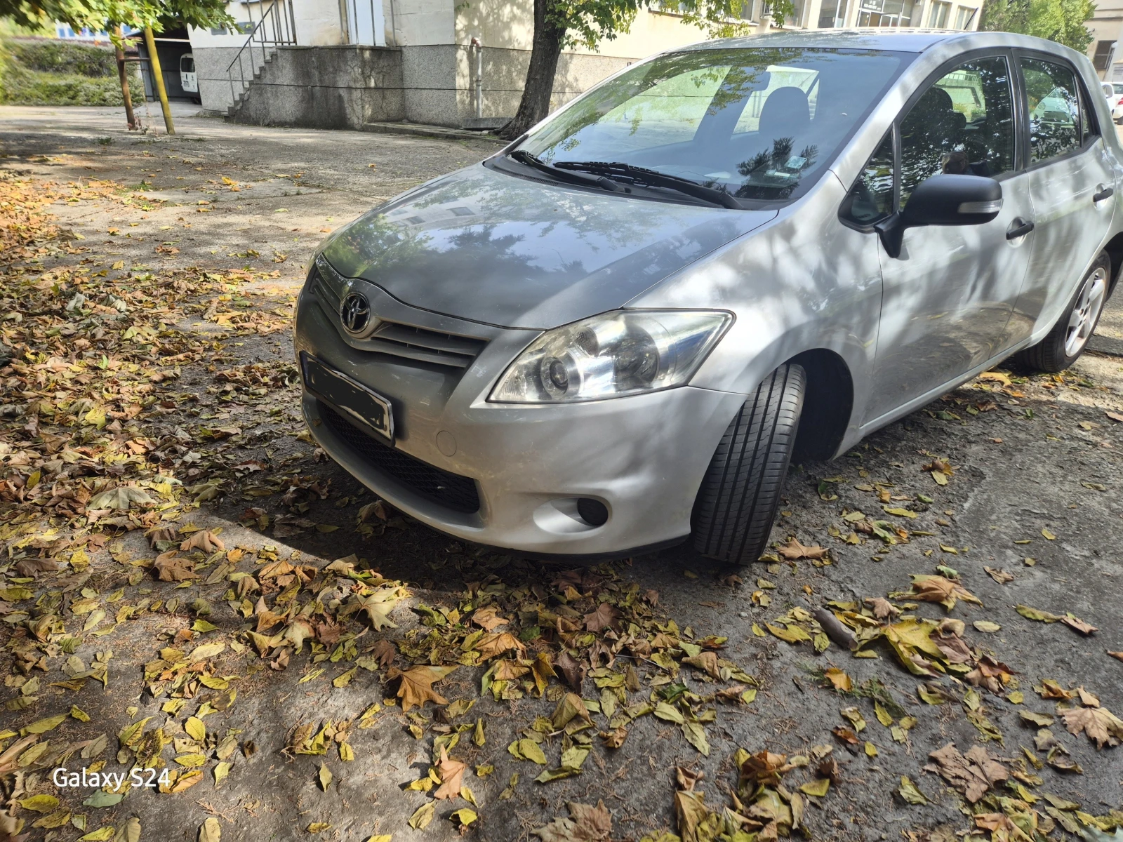 Toyota Auris 1.3 VVTI | Mobile.bg — изображение 2