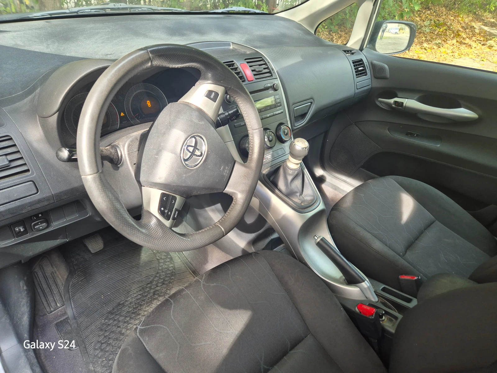 Toyota Auris 1.3 VVTI | Mobile.bg — изображение 7