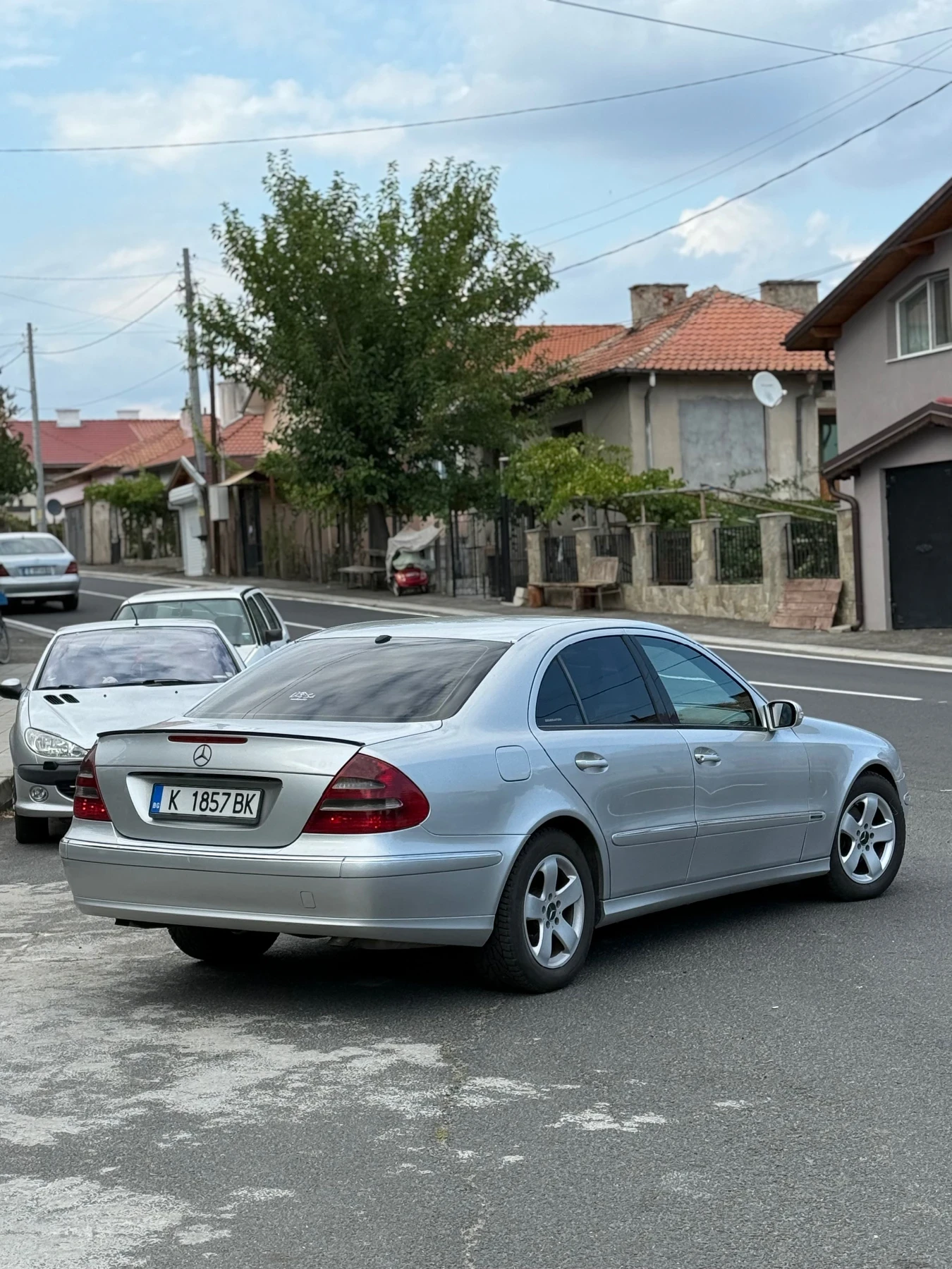 Mercedes-Benz E 270  - изображение 4