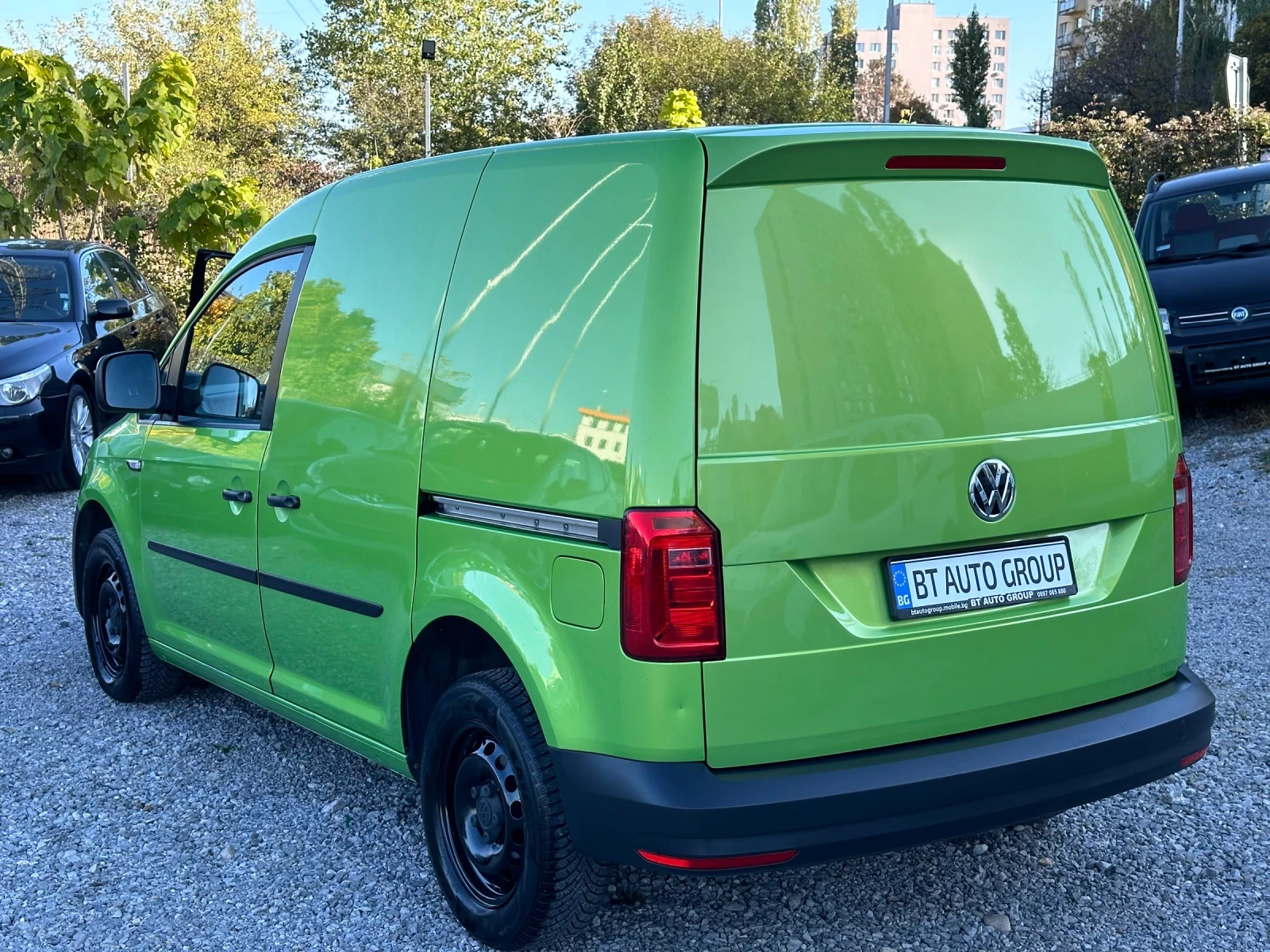 VW Caddy 2.0TDI КАТО НОВ! EURO6 - изображение 4