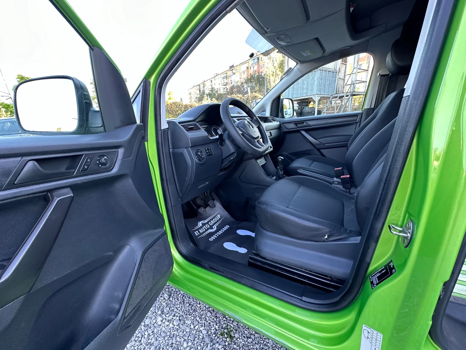 VW Caddy 2.0TDI КАТО НОВ! EURO6 - изображение 7