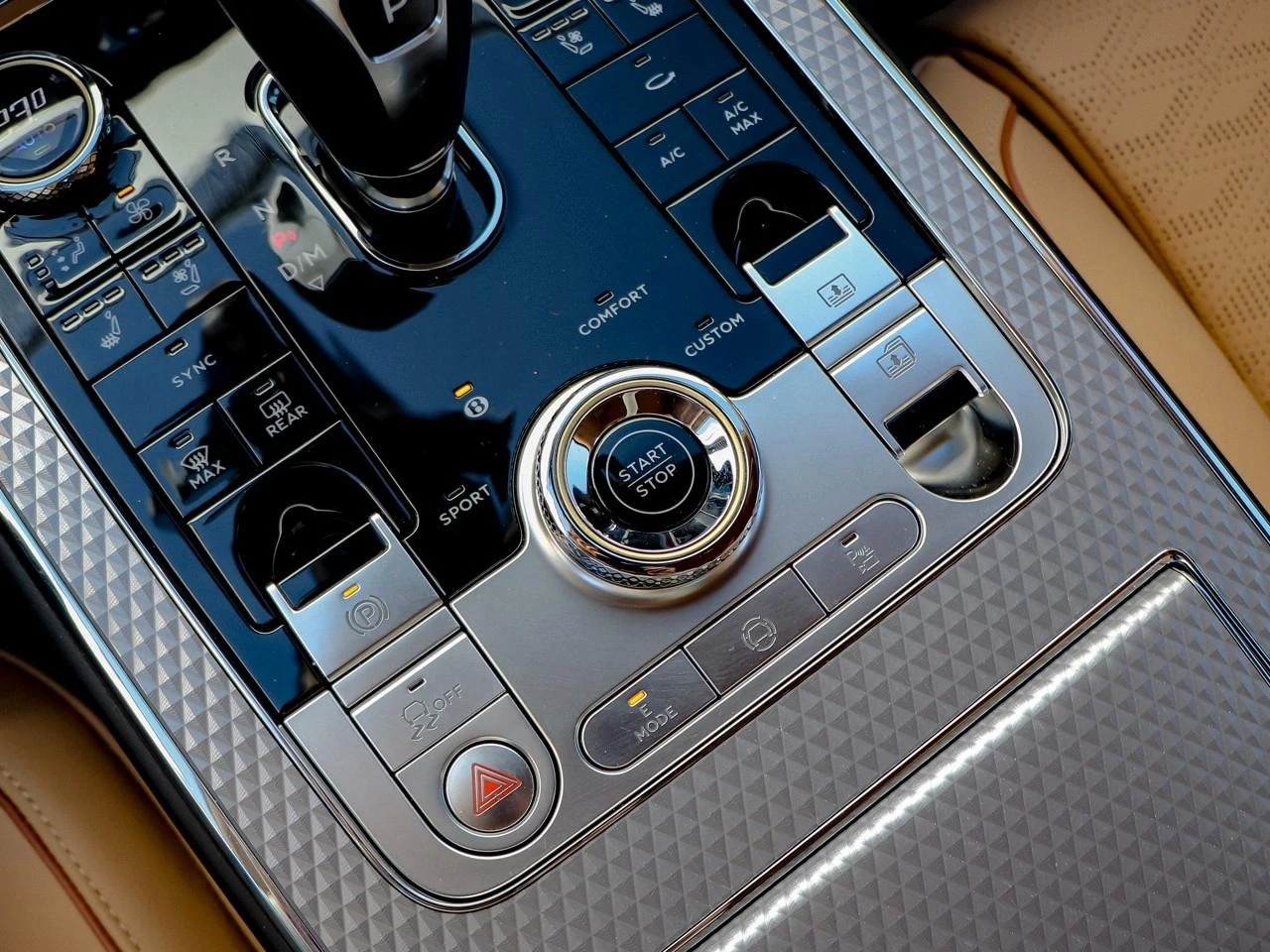 Bentley Flying Spur SPEED V8 HYBRID/MULLINER/B&O/NIGHT VISION/PANO/HUD - изображение 10