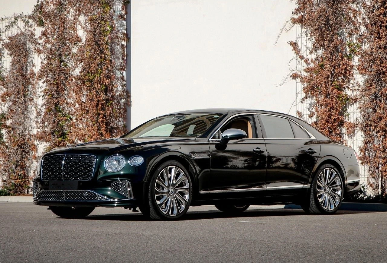 Bentley Flying Spur SPEED V8 HYBRID/MULLINER/B&O/NIGHT VISION/PANO/HUD - изображение 3