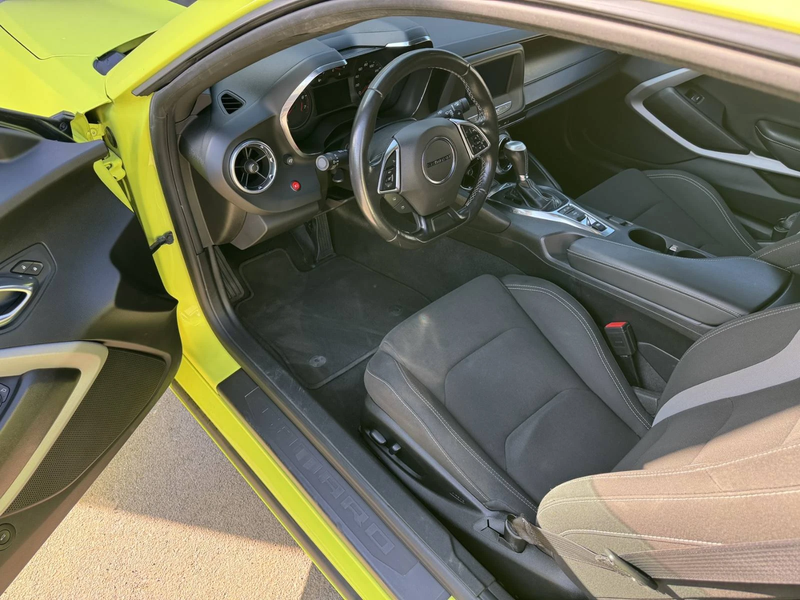 Chevrolet Camaro 6.2L LT1 V8, снимка 10 - Автомобили и джипове - 53822497