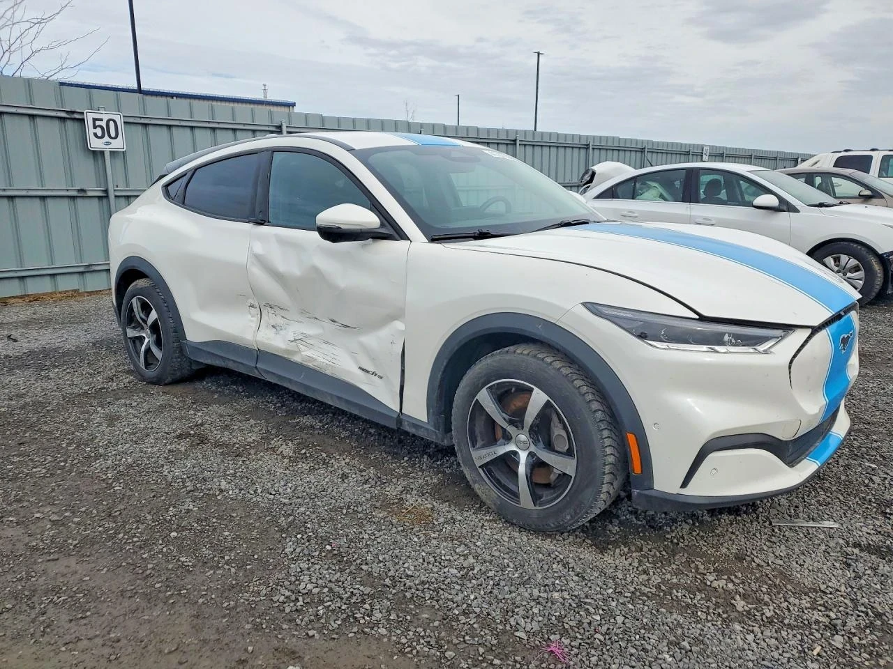 Ford Mustang Mach-E SELECT, снимка 3 - Автомобили и джипове - 53907337