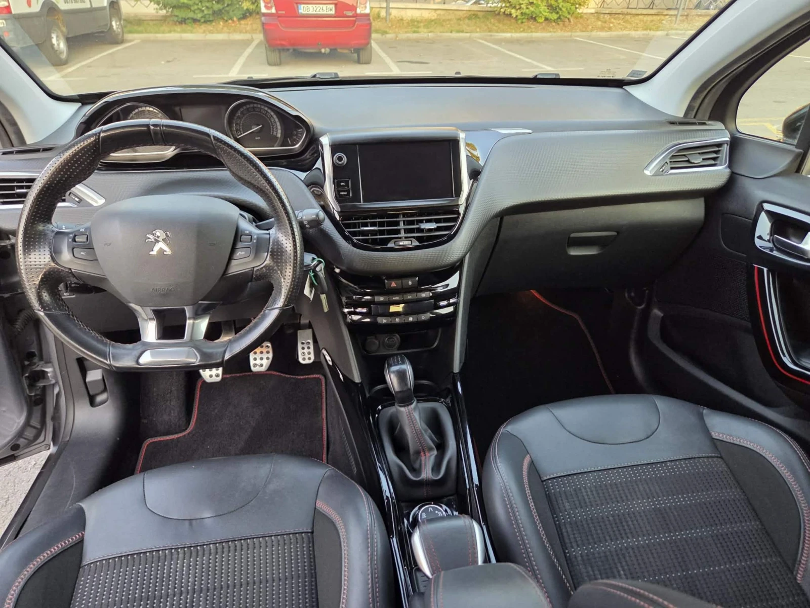 Peugeot 2008 1.6 hdi GT line, снимка 8 - Автомобили и джипове - 54337882