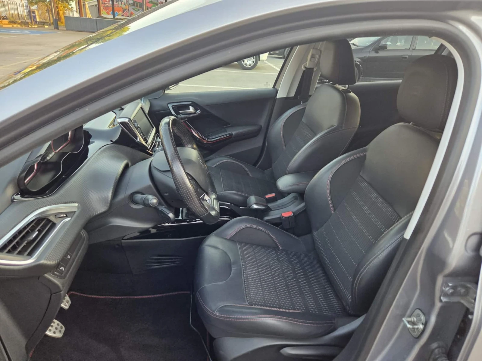 Peugeot 2008 1.6 hdi GT line, снимка 9 - Автомобили и джипове - 54337882