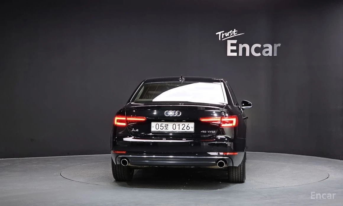 Audi A4, снимка 4 - Автомобили и джипове - 54368253