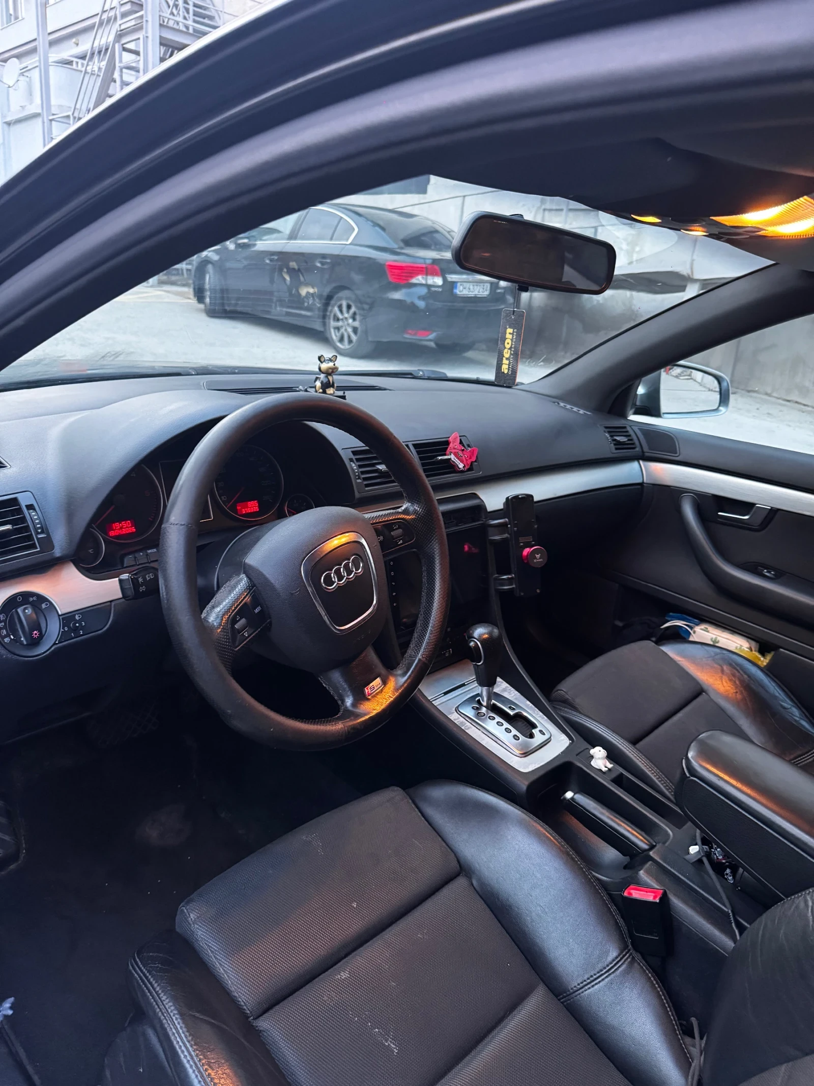 Audi A4, снимка 6 - Автомобили и джипове - 54585331