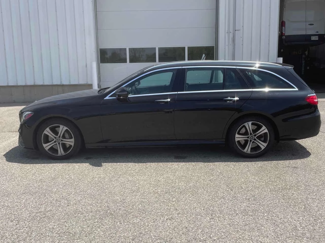 Mercedes-Benz E 450 4MATIC* DISTRONIC* BURMESTER* 360*  | Mobile.bg � ����������� 2