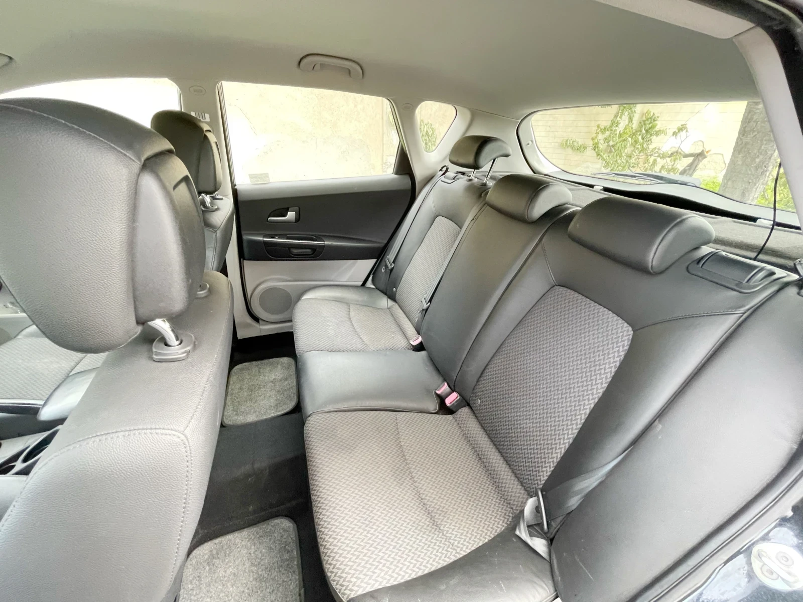 Kia Ceed 1.6 CRDI 2007, снимка 4 - Автомобили и джипове - 54919581