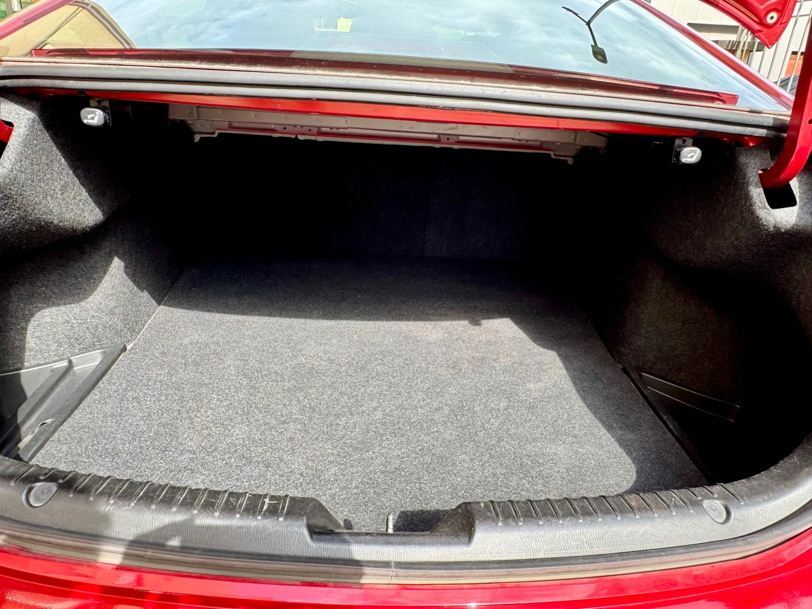 Mazda 6 2.2 Exceed, снимка 13 - Автомобили и джипове - 55127564