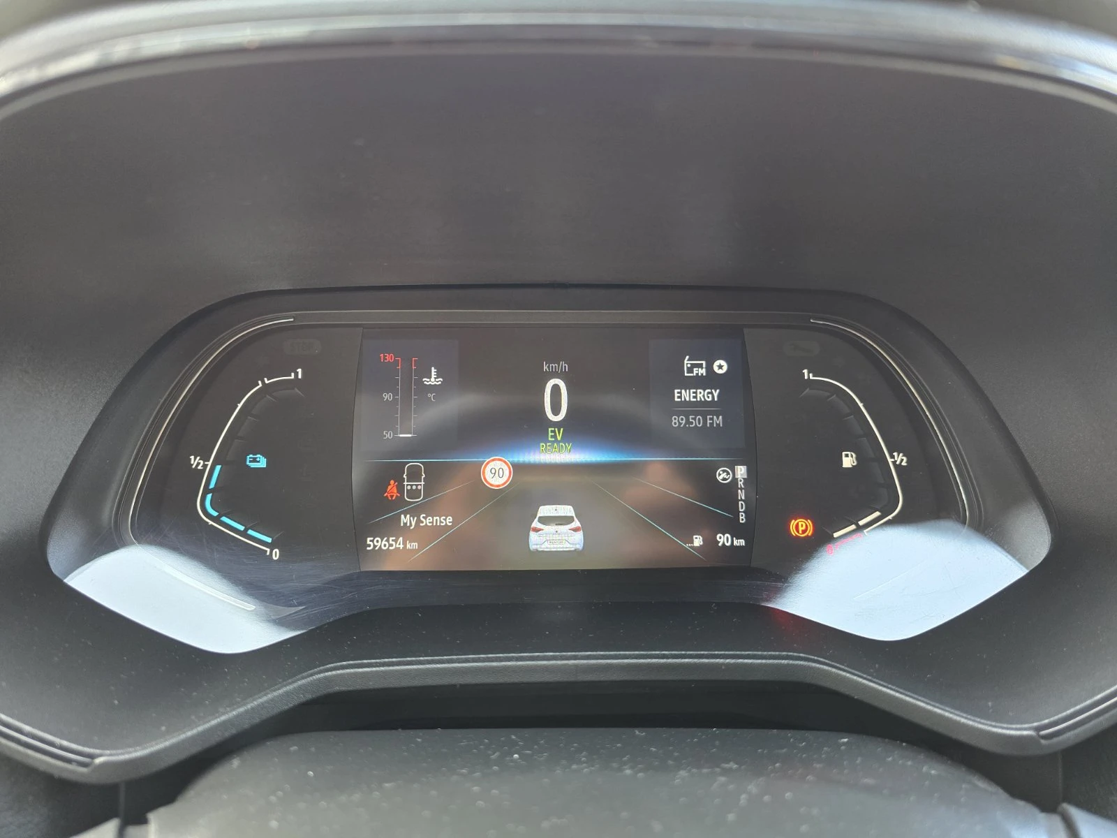 Renault Clio E-Tech Hybrid 90 EDC, снимка 8 - Автомобили и джипове - 55400334