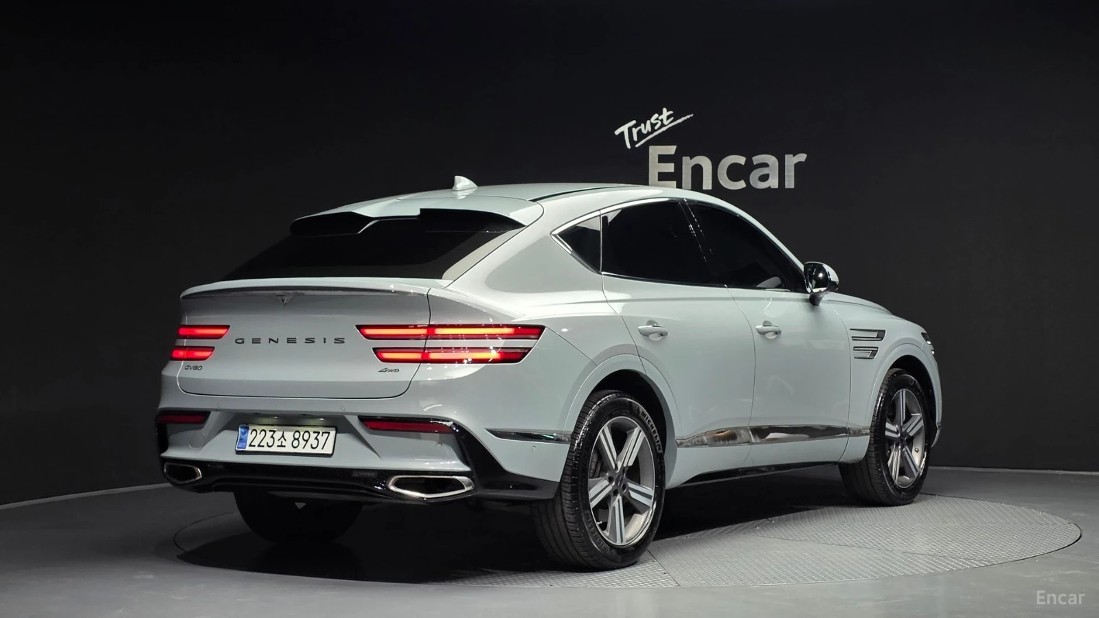 Genesis GV80 COUPE 2.5T AWD* 360* HUD* КОЖА* ОБДУХВ* НАВИ, снимка 2 - Автомобили и джипове - 55509111