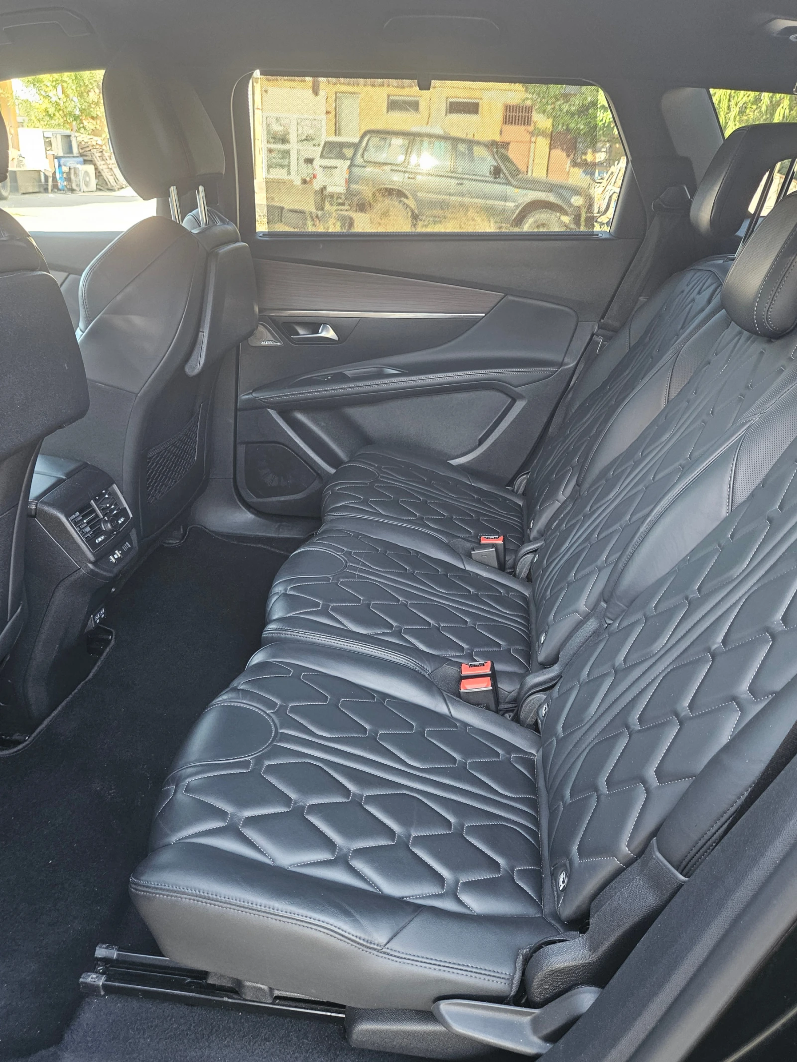 Peugeot 5008 GT-Line, снимка 11 - Автомобили и джипове - 55840824