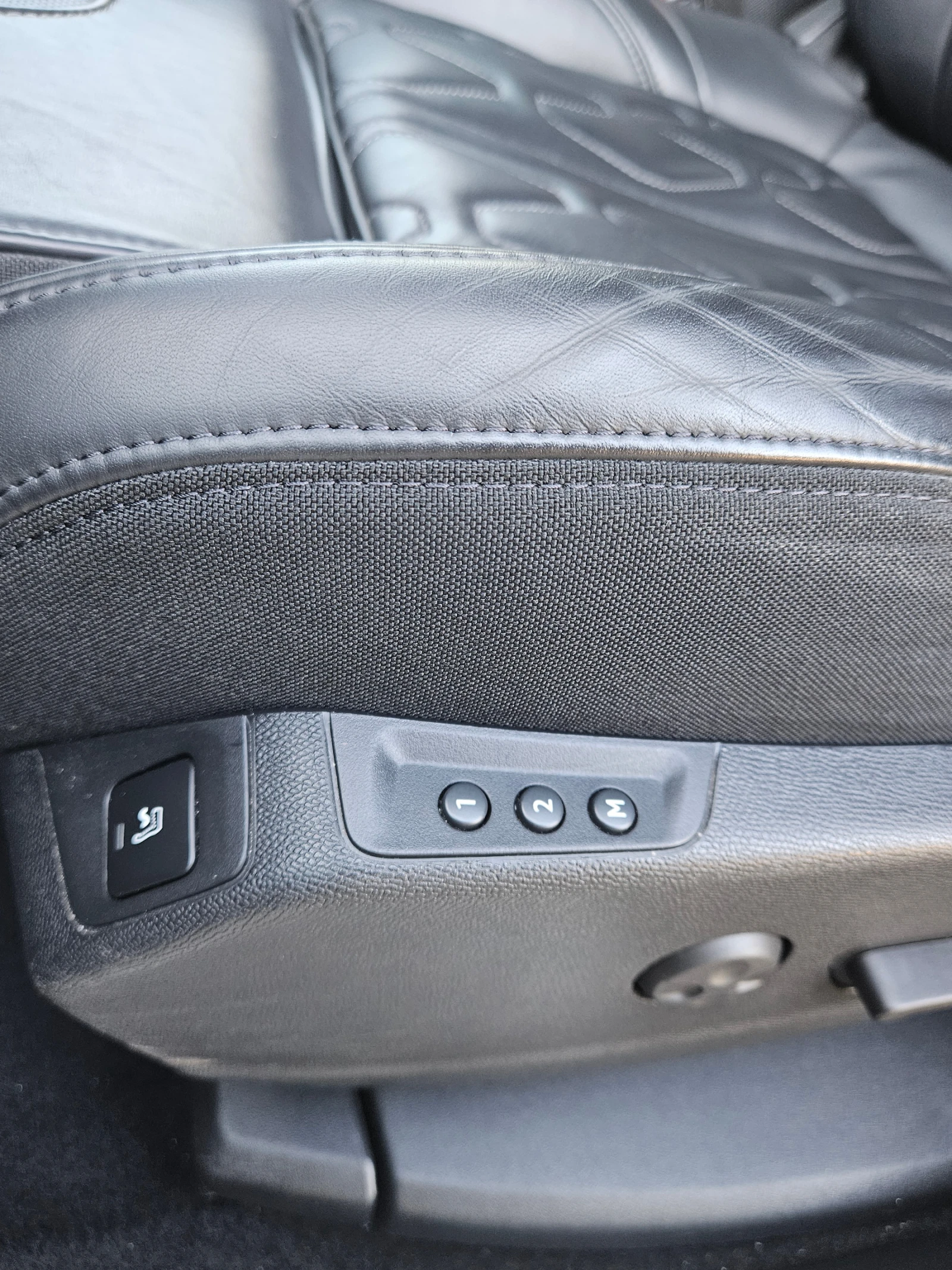 Peugeot 5008 GT-Line, снимка 9 - Автомобили и джипове - 55840824