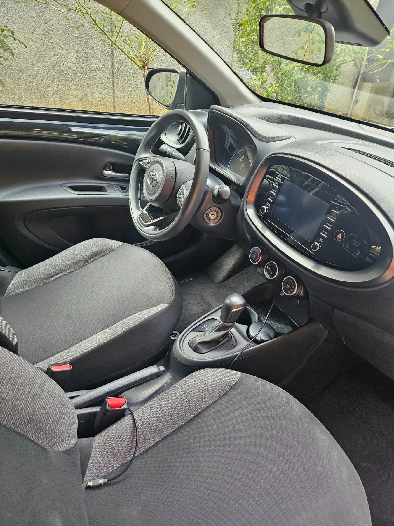 Toyota Aygo ТМ АУТО , снимка 15 - Автомобили и джипове - 55966892