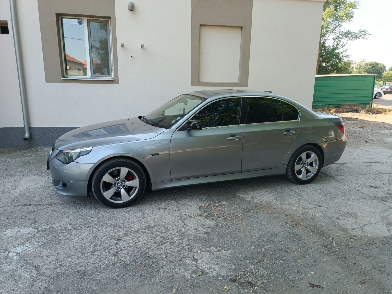BMW 525, снимка 3 - Автомобили и джипове - 56141432