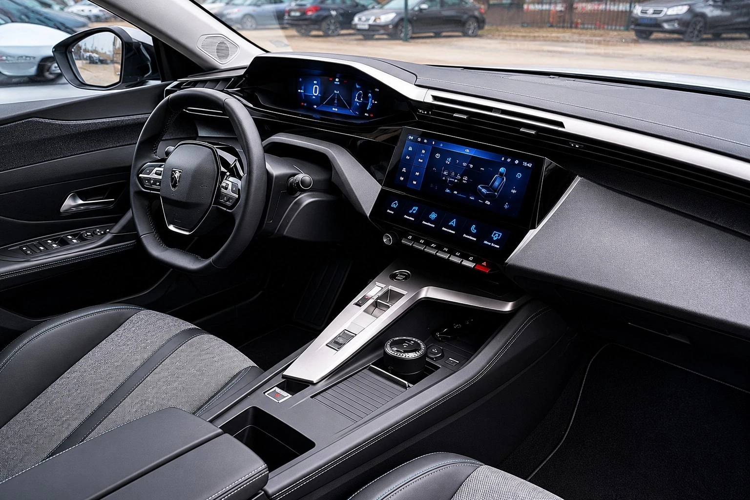 Peugeot 408 1.2 Allure, снимка 5 - Автомобили и джипове - 56163332