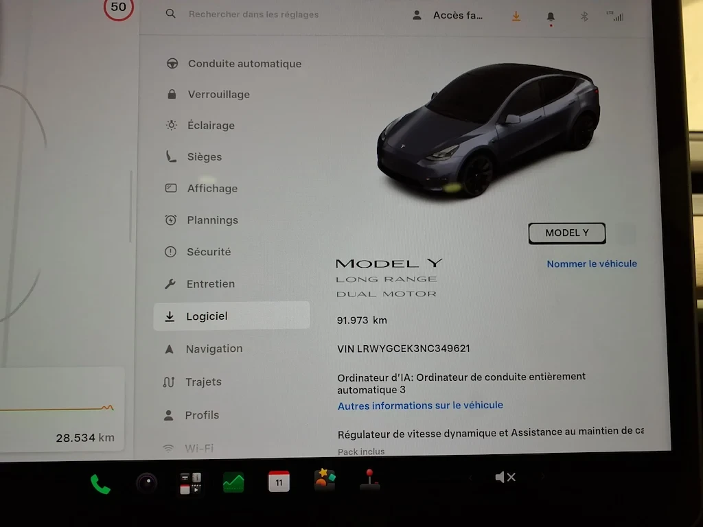 Tesla Model Y 75KWH LONG RANGE DUAL MOTOR PANO NAVI LEATHER, снимка 9 - Автомобили и джипове - 56199008