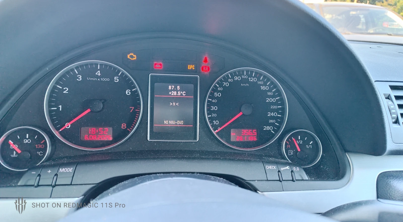 Audi A4, снимка 6 - Автомобили и джипове - 56346274