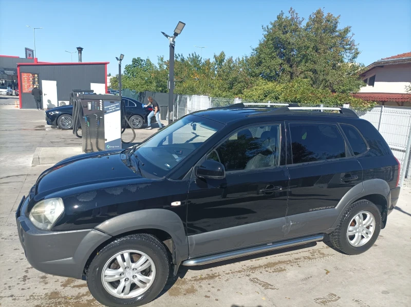 Hyundai Tucson crd, снимка 2 - Автомобили и джипове - 47421749