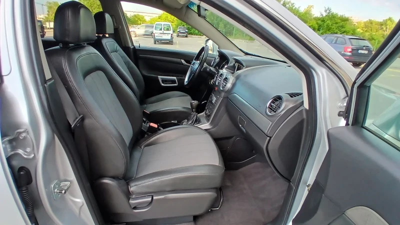 Opel Antara 2.0d COSMO, снимка 10 - Автомобили и джипове - 47719740