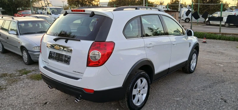 Chevrolet Captiva 2.0d 7МЕСТА, снимка 4 - Автомобили и джипове - 47719740