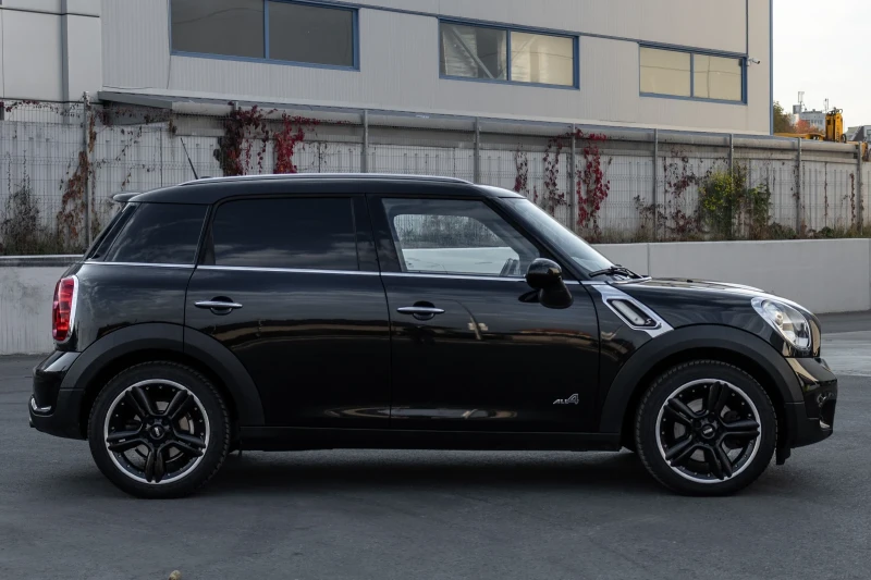 Mini Countryman S ALL4 4x4 ШВЕЙЦАРИЯ БЕНЗИН ПЕРФЕКТНА, снимка 4 - Автомобили и джипове - 47843885