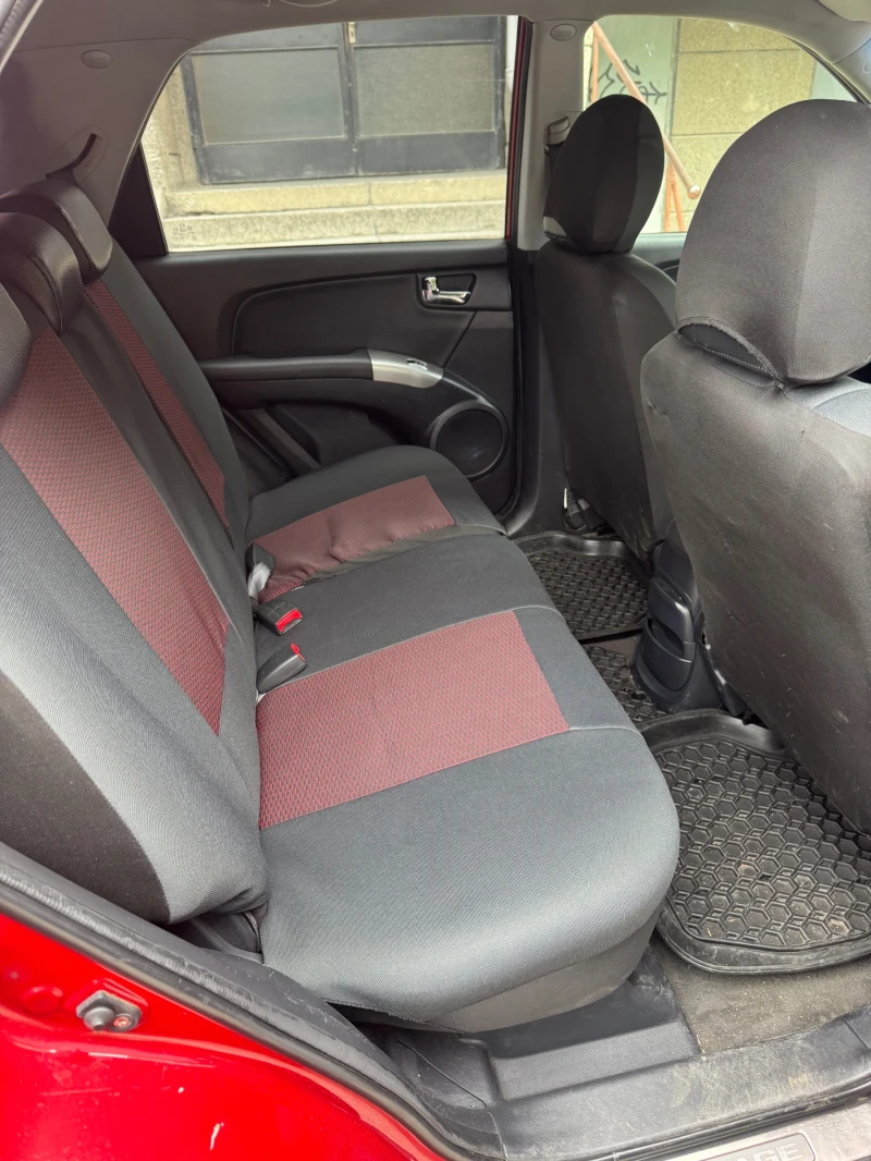 Kia Sportage, снимка 9 - Автомобили и джипове - 52500983