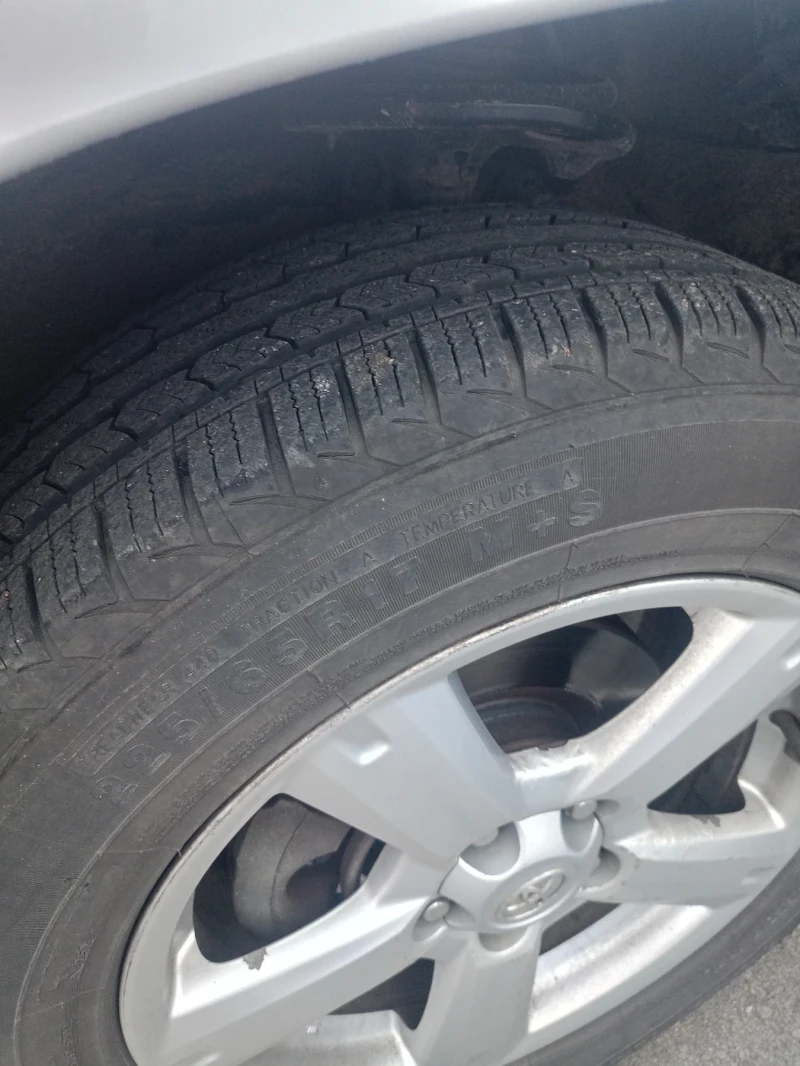 Toyota Rav4, снимка 4 - Автомобили и джипове - 52702526