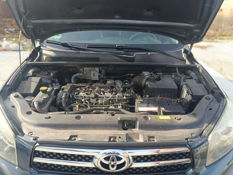 Toyota Rav4, снимка 5 - Автомобили и джипове - 52726764