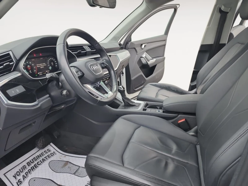 Audi Q3 * Komfort 45 TFSI quattro * CARFAX * БЕЗ ПЪРВОНАЧА, снимка 5 - Автомобили и джипове - 53022773