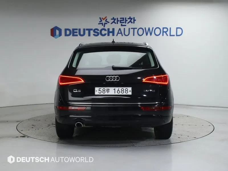 Audi Q5 3.0 TDI Quattro, снимка 4 - Автомобили и джипове - 55130921
