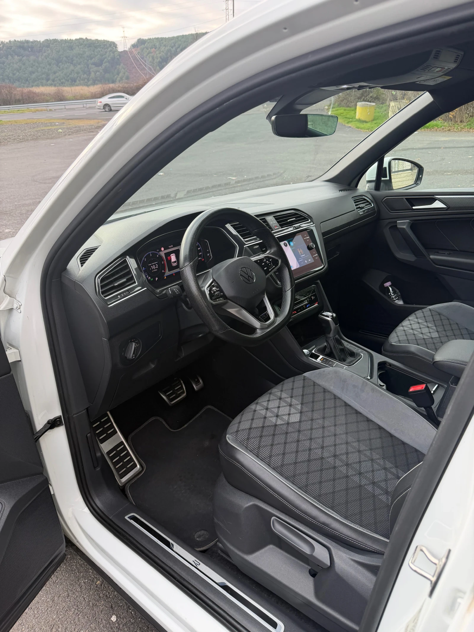 VW Tiguan  - изображение 7