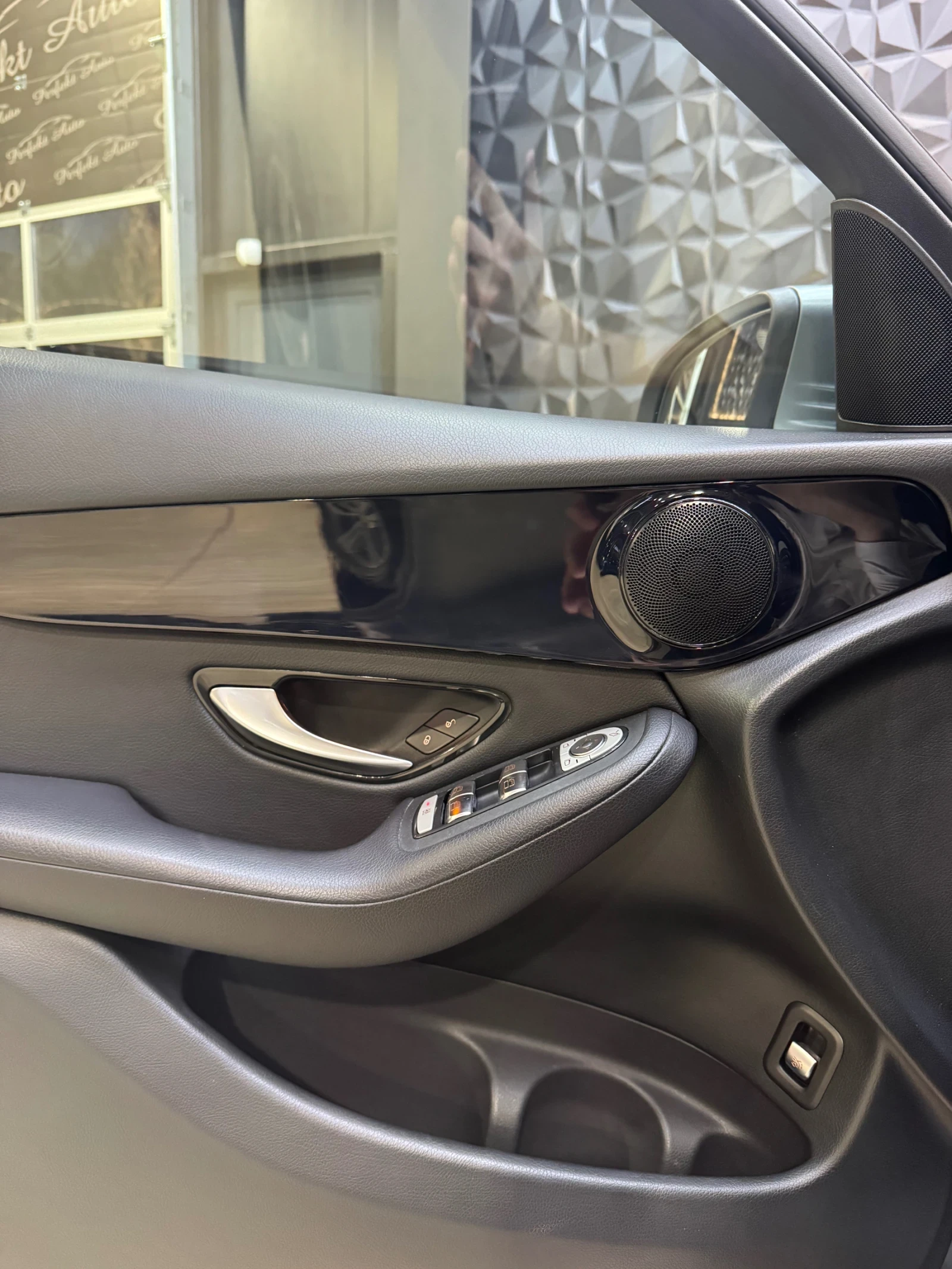 Mercedes-Benz GLC 220 d COUPE 4 MATIC * �������� ����* �������* 360 ���� | Mobile.bg � ����������� 11