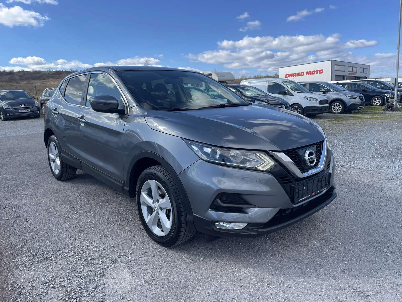 Nissan Qashqai 1.5 DCI - изображение 2