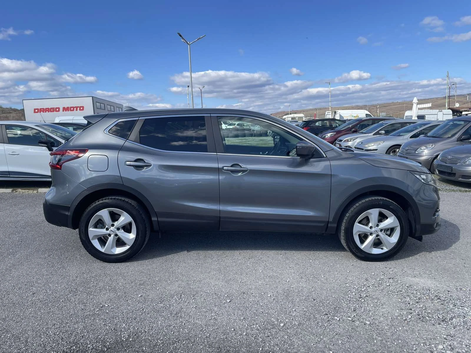 Nissan Qashqai 1.5 DCI - изображение 5
