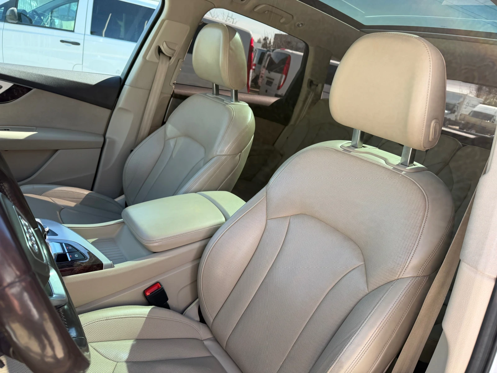 Audi SQ7 4.0 V8T quattro, снимка 8 - Автомобили и джипове - 53796895