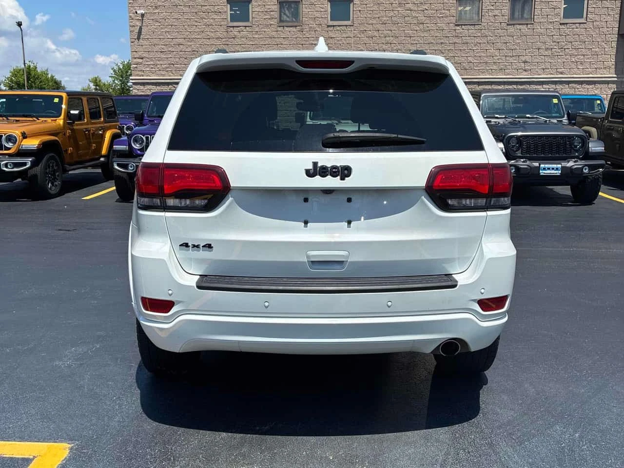 Jeep Grand cherokee * Altitude * КЛИП НА МОТОРА * ПРЕДСТАВИТЕЛСТВО, снимка 5 - Автомобили и джипове - 55222100