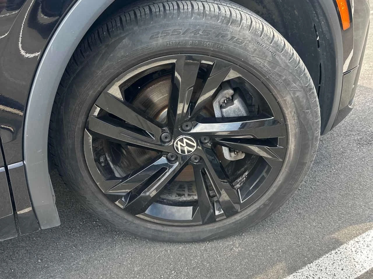 VW Tiguan * Comfortline R Line Black Edition * CARFAX * БЕЗ , снимка 7 - Автомобили и джипове - 55226288