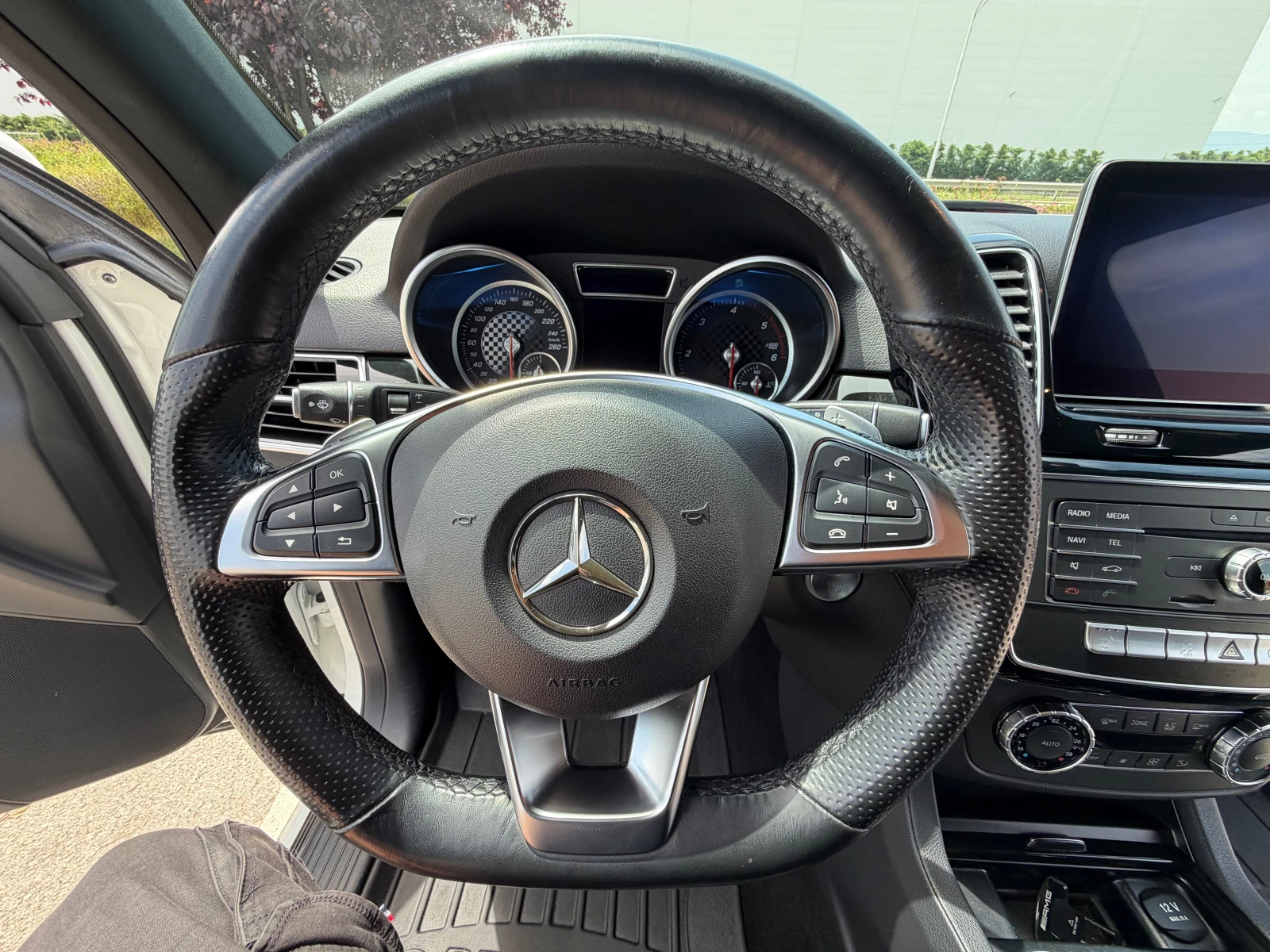 Mercedes-Benz GLE 350 4MATIK* AMG* 360, снимка 11 - Автомобили и джипове - 55533616