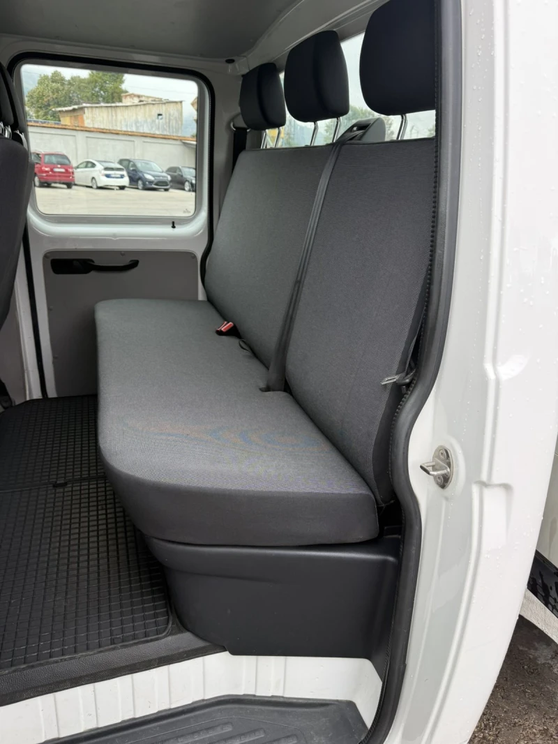 VW Transporter Товаропътнически, 2.0 TDi - 101 к.с., снимка 13 - Бусове и автобуси - 51880599