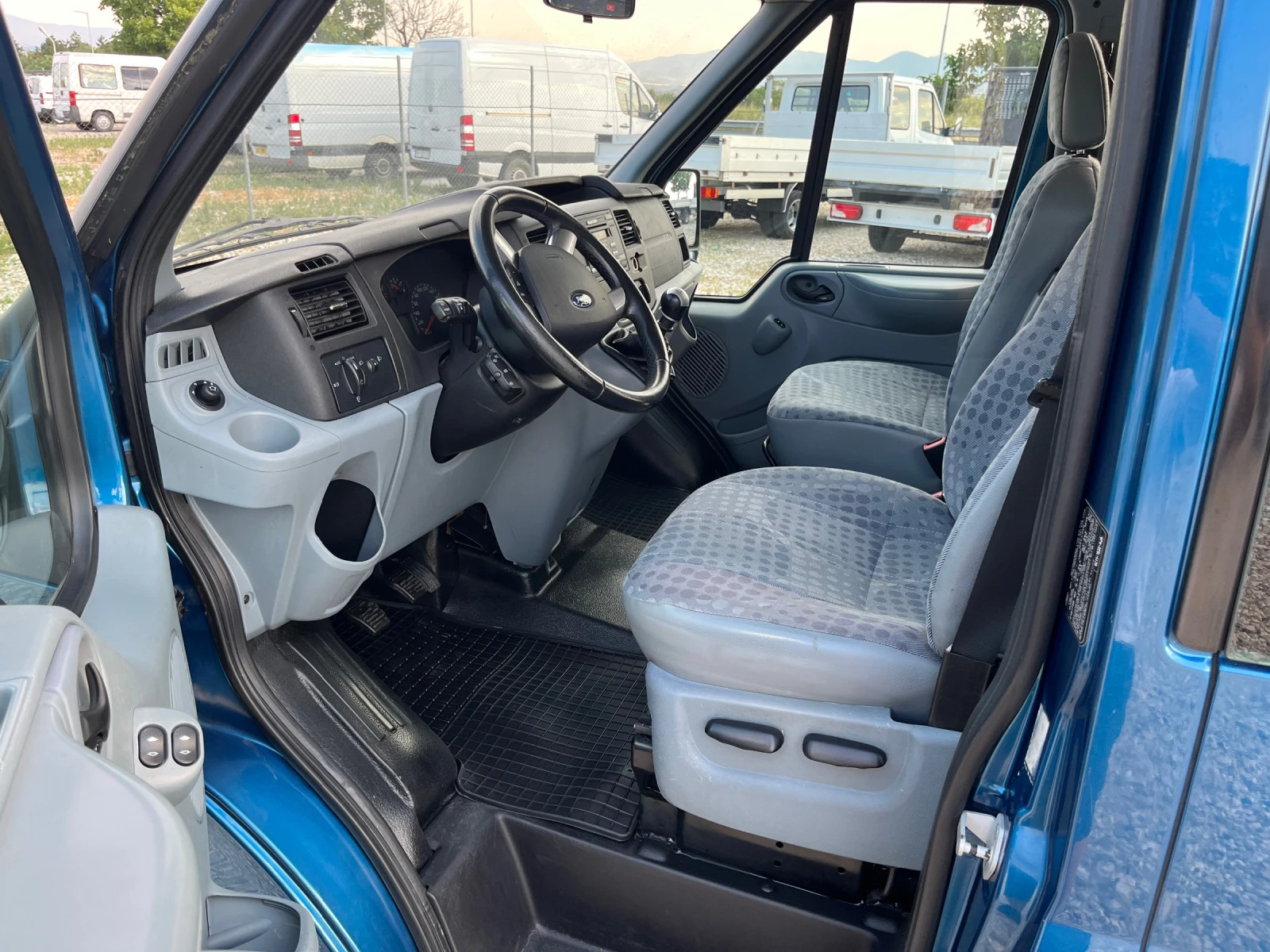 Ford Transit 4Х4 140КС ФУЛ ЕКСТРИ КАТО НОВ ТОП СЪСТОЯНИЕ - изображение 8